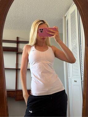 Vintage Nike White Scoop Neck Athletic Tank
